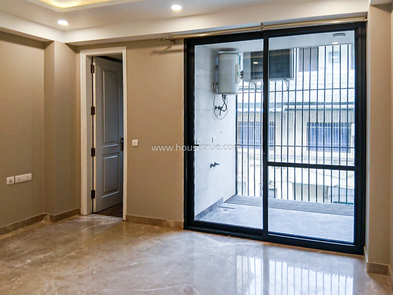 3 BHK Flat For Rent in Defence Colony