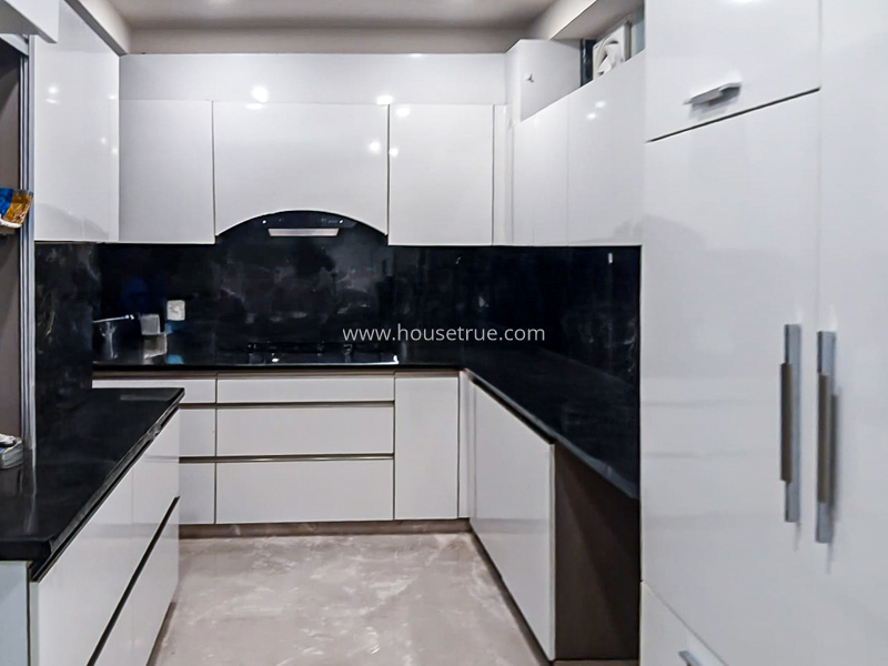 3 BHK Flat For Rent in Defence Colony