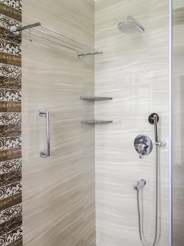 4 BHK Builder Floor For Sale in West End Colony