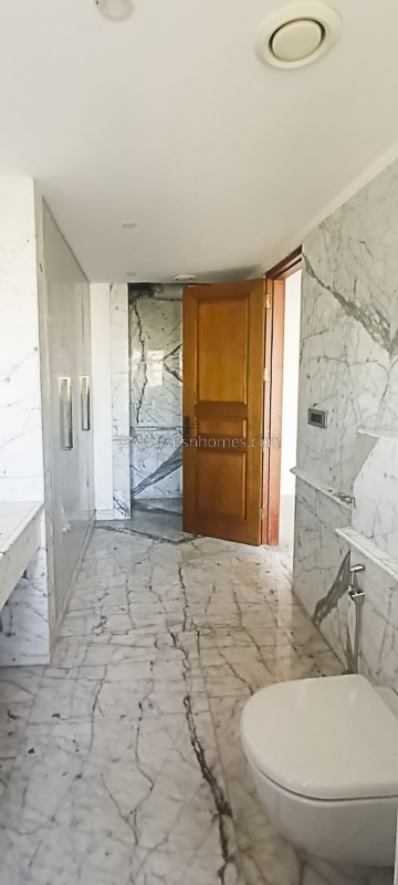 5 BHK Duplex For Sale in May Fair Garden