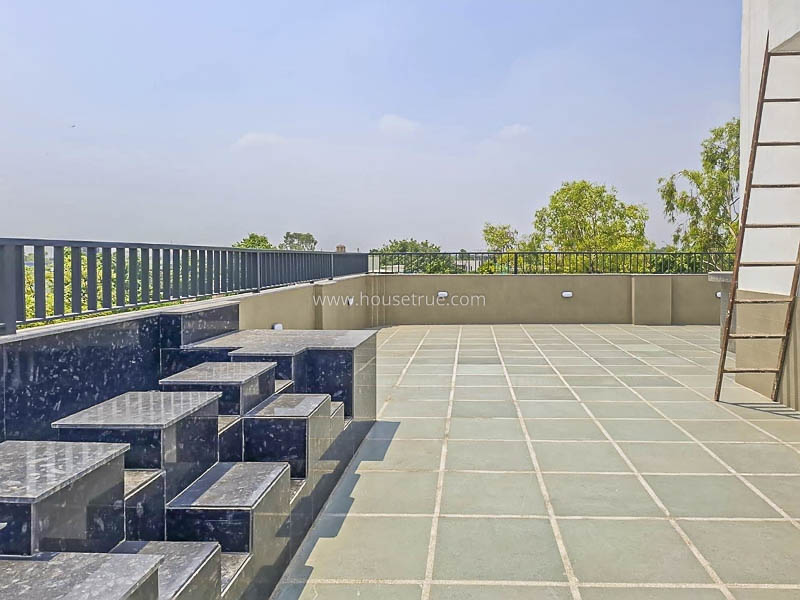12 BHK Entire-Building For Rent in Anand Niketan