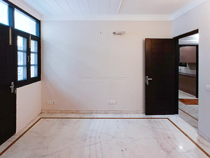 3 BHK Flat For Sale in Greater Kailash Enclave 1