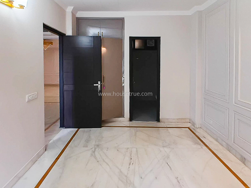 3 BHK Flat For Sale in Greater Kailash Enclave 1