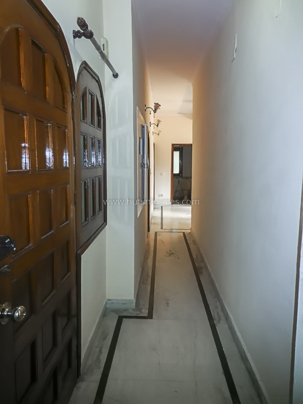 4 BHK Flat For Rent in Anand Niketan
