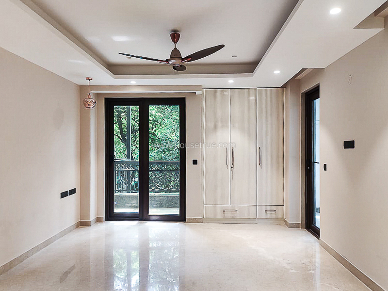 4 BHK Flat For Rent in Anand Niketan