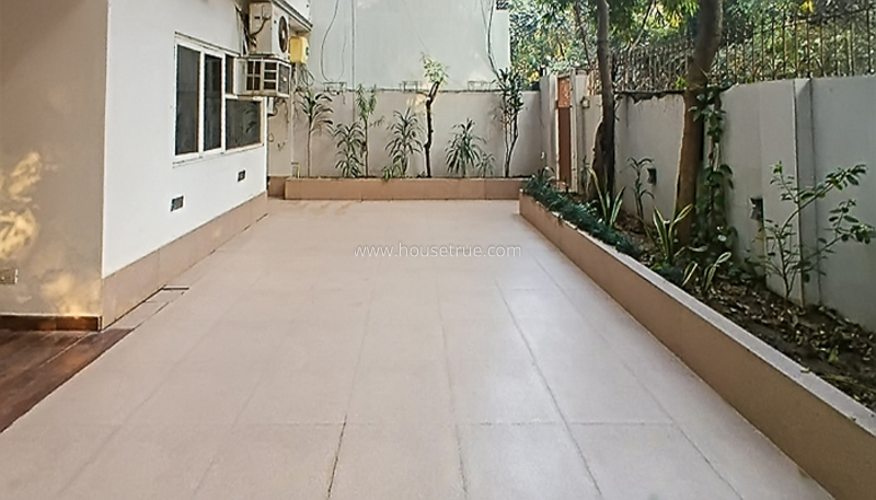 4 BHK Flat For Rent in Panchsheel Park