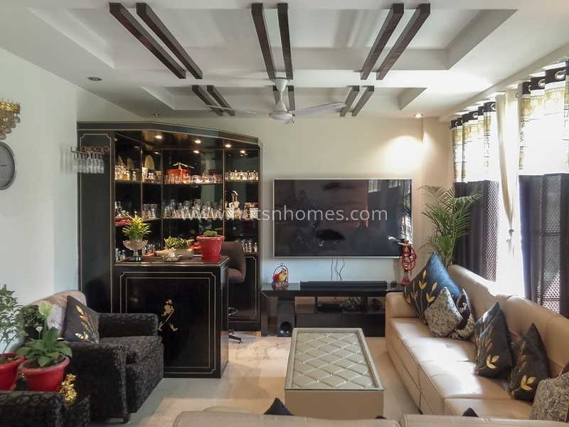 4 BHK Flat For Sale in Anand Niketan