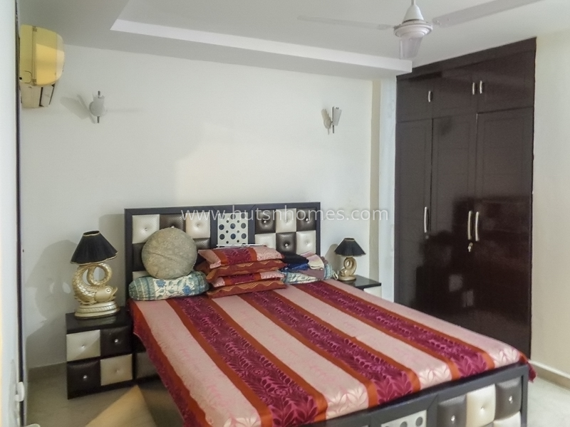 4 BHK Flat For Sale in Anand Niketan