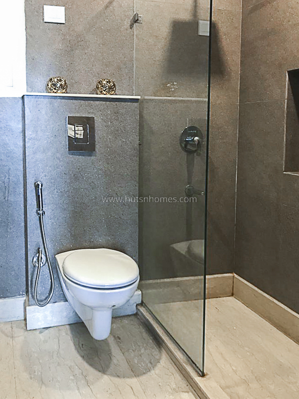 3 BHK Flat For Sale in Greater Kailash Part 1