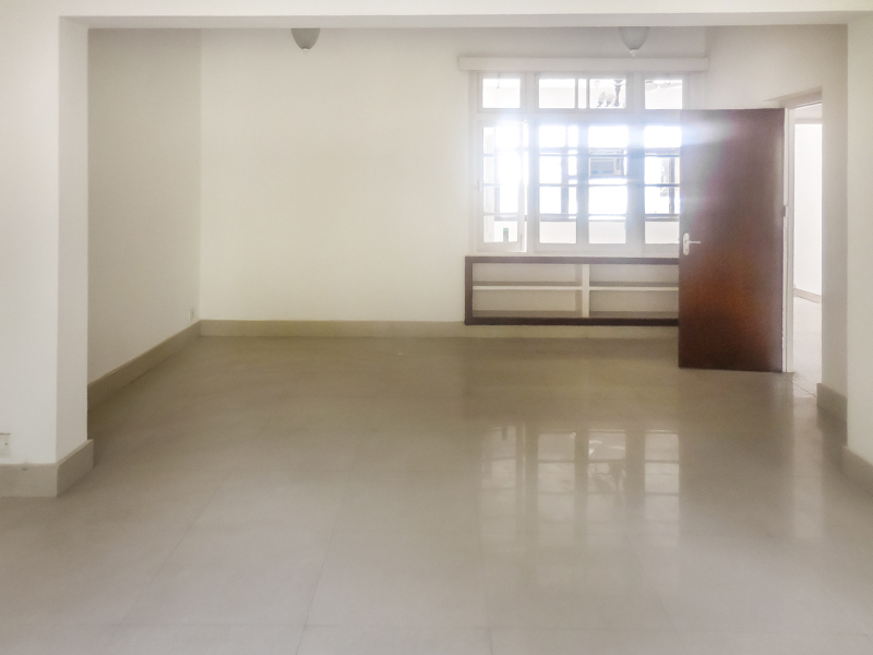 5 BHK House For Sale in Golf Links