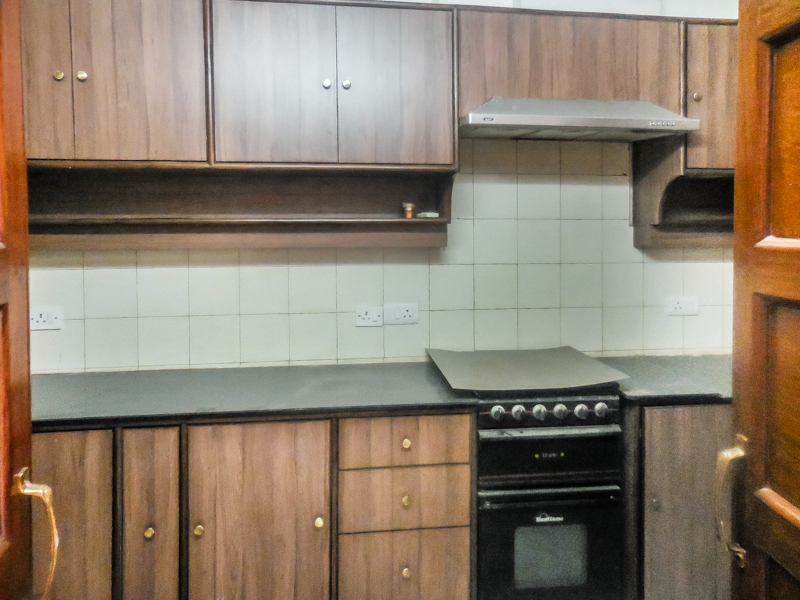 5 BHK House For Sale in Golf Links