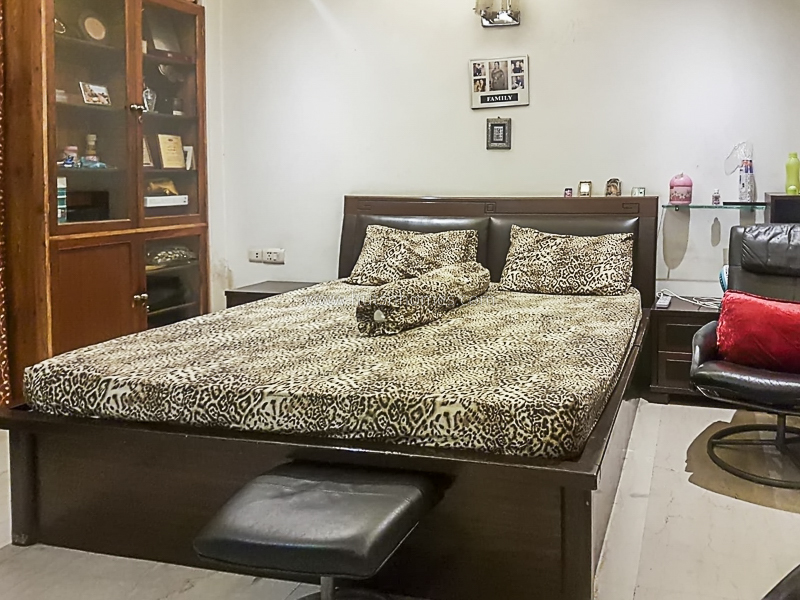 4 BHK Flat For Sale in Greater Kailash Enclave  1