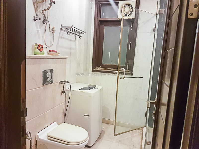 4 BHK Flat For Sale in Greater Kailash Enclave  1