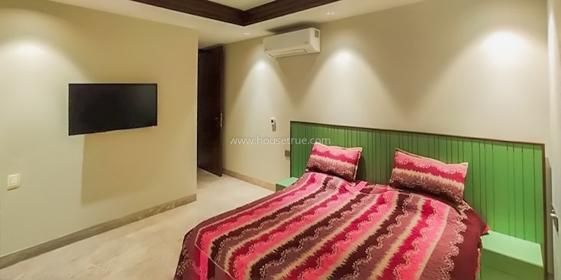 4 BHK Flat For Rent in Defence Colony