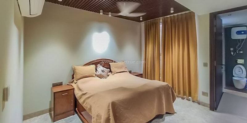 4 BHK Flat For Rent in Defence Colony