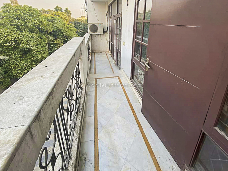 3 BHK Flat For Sale in Defence Colony