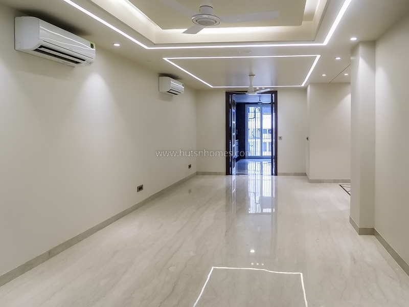 3 BHK Builder Floor For Rent in Defence Colony
