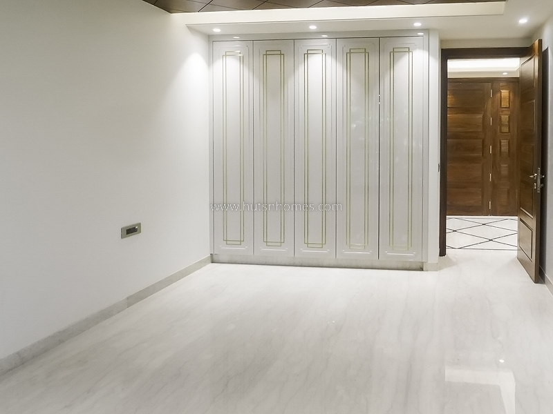 3 BHK Builder Floor For Rent in Defence Colony