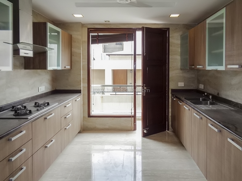 4 BHK Flat For Sale in Greater Kailash Part 1