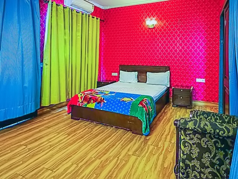 4 BHK Flat For Rent in New Friends Colony