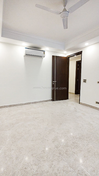 4 BHK Flat For Sale in Greater Kailash Part 1