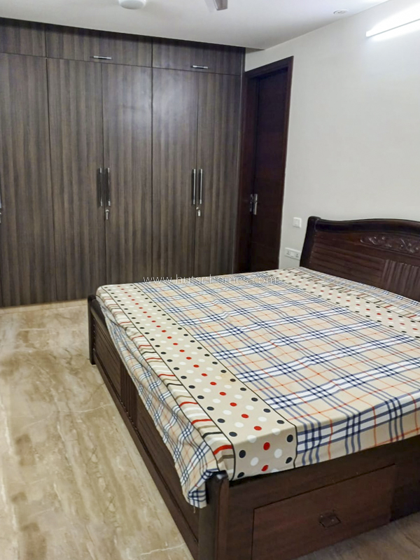 3 BHK Flat For Rent in Jangpura Extension