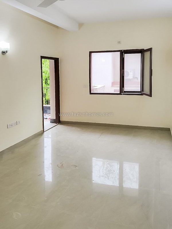 3 BHK Flat For Rent in Vasant Vihar