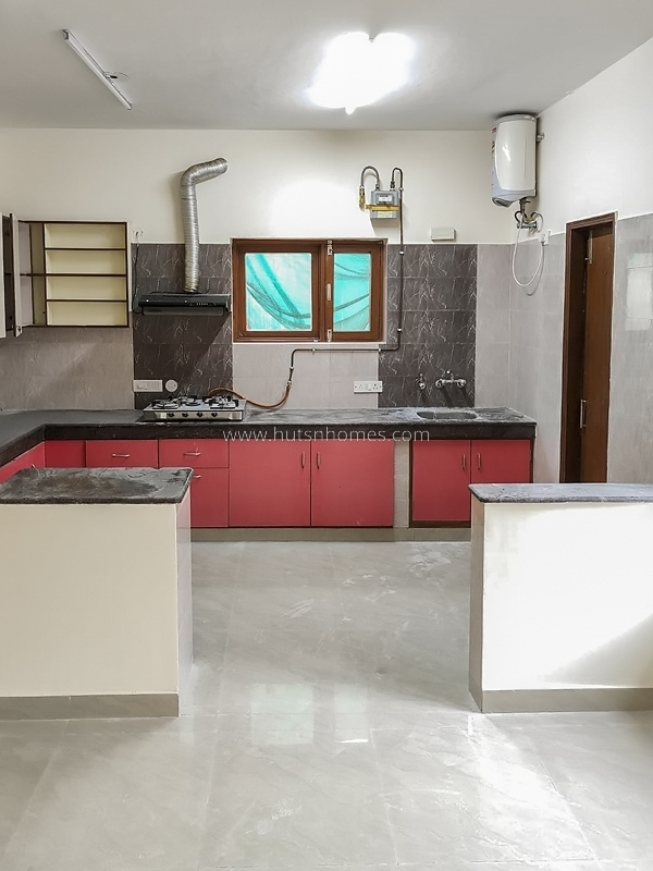 3 BHK Flat For Rent in Vasant Vihar