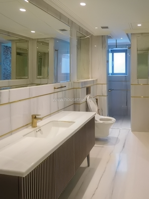 3 BHK Builder Floor For Rent in Defence Colony