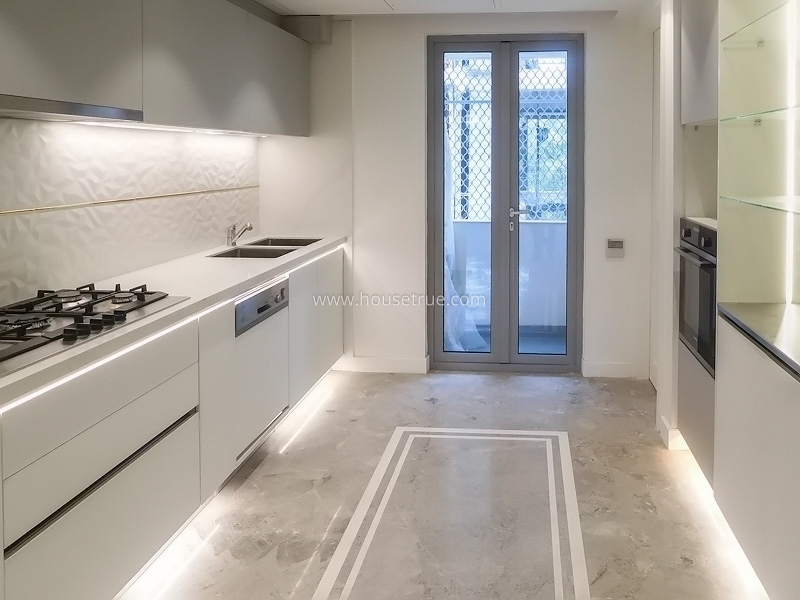 3 BHK Builder Floor For Rent in Defence Colony