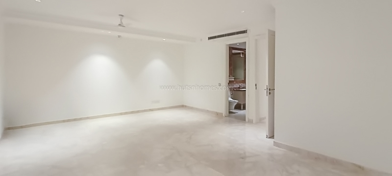 3 BHK Duplex For Rent in Defence Colony