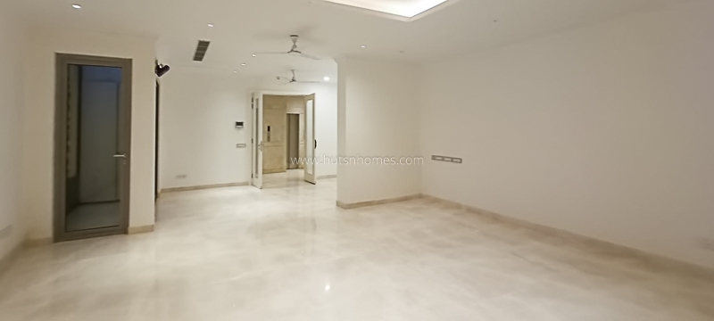 3 BHK Duplex For Rent in Defence Colony