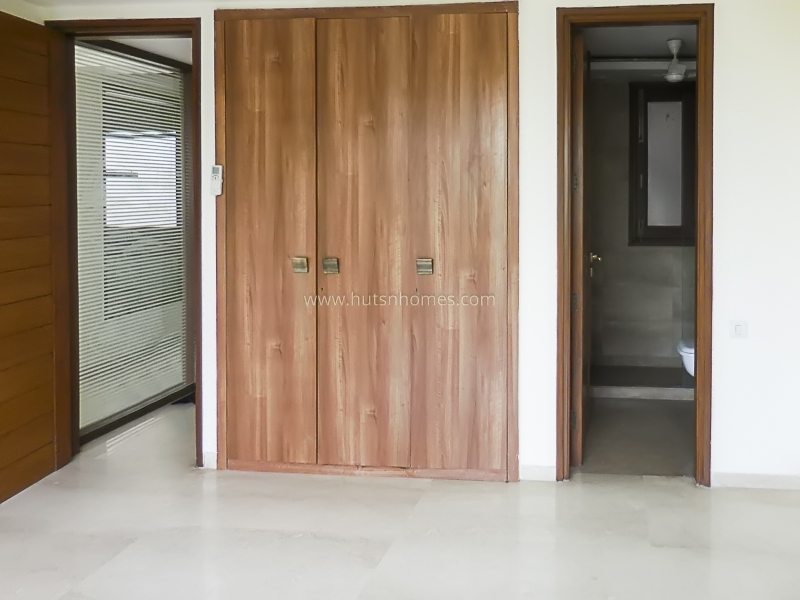 3 BHK Builder Floor For Rent in Anand Niketan