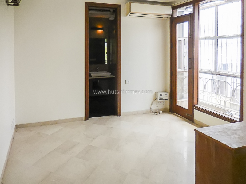 3 BHK Builder Floor For Rent in Anand Niketan