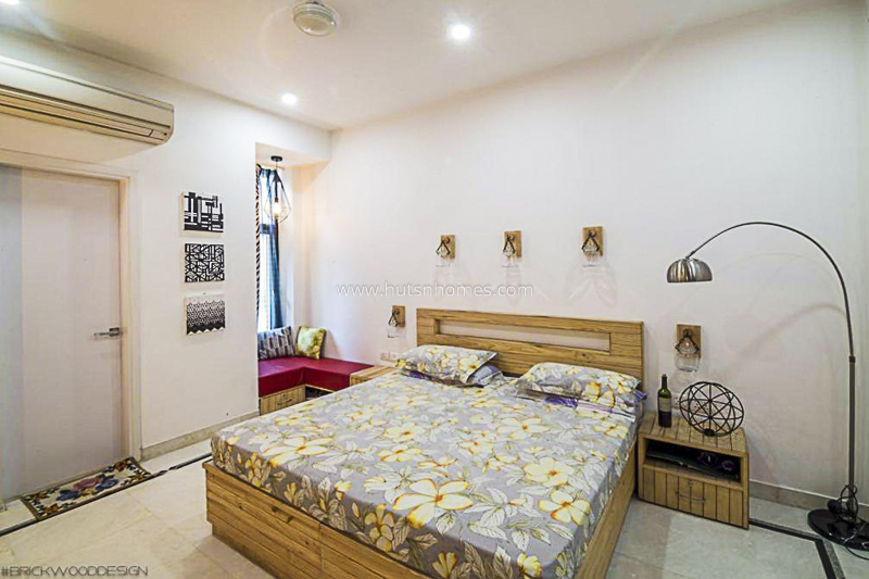 3 BHK Flat For Sale in Safdarjung Development Area