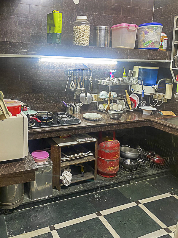 5 BHK Flat For Sale in Nizamuddin East
