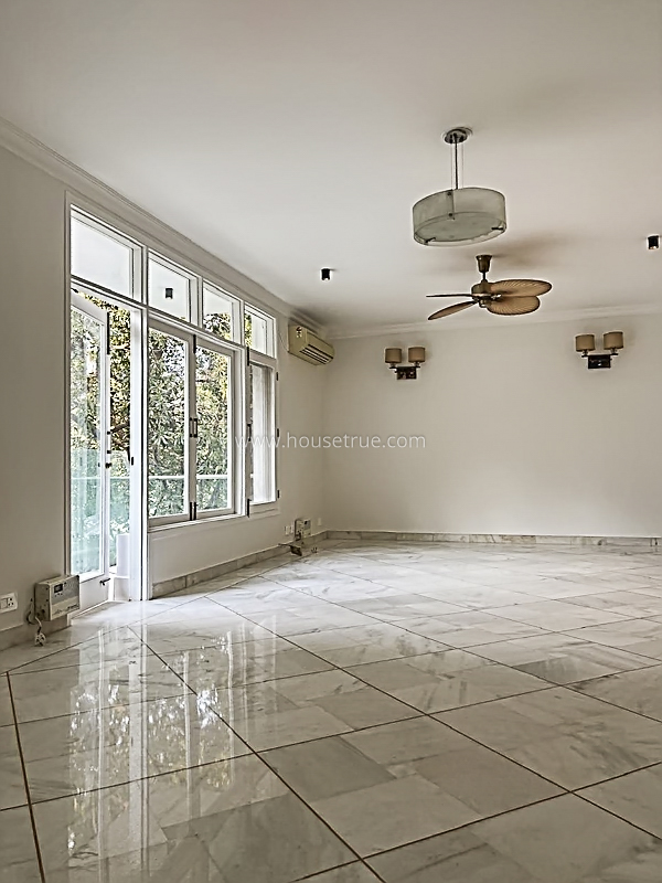 4 BHK Flat For Rent in Vasant Vihar