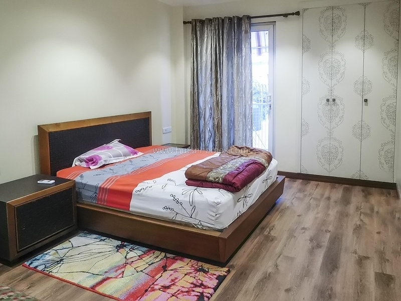 4 BHK Flat For Sale in Vasant Vihar