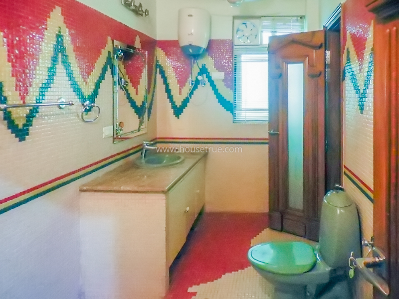 3 BHK Flat For Rent in Green Park Extension