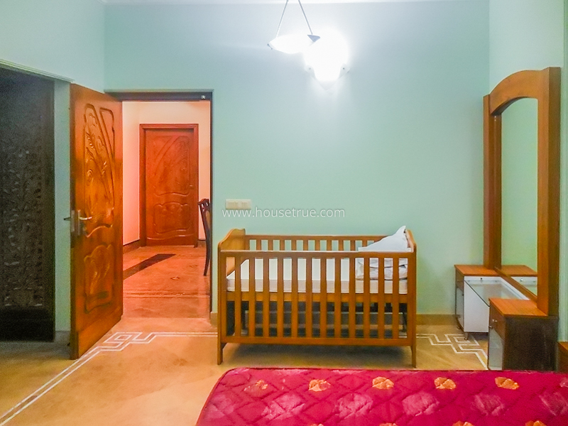 3 BHK Flat For Rent in Green Park Extension