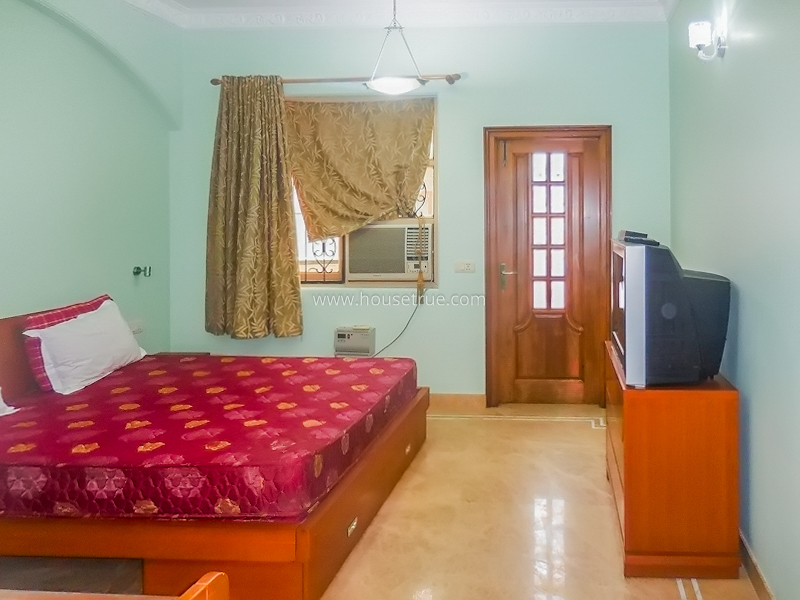 3 BHK Flat For Rent in Green Park Extension