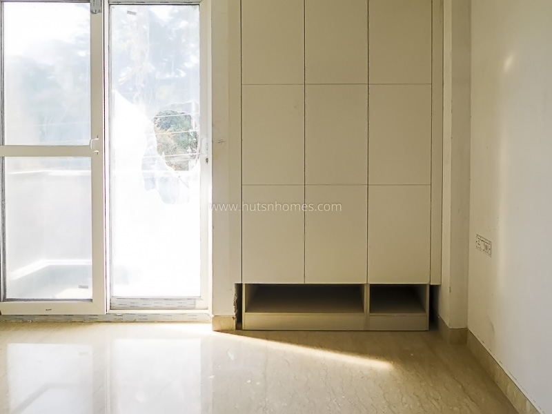 3 BHK Flat For Rent in Vasant Vihar