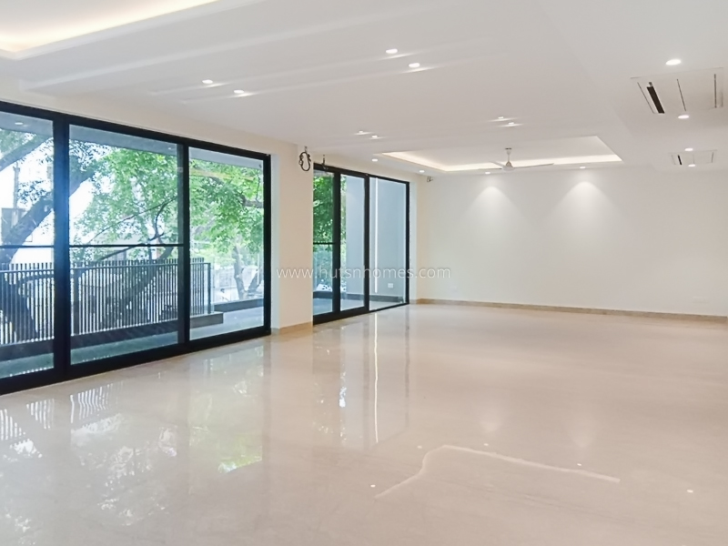 4 BHK Duplex For Rent in Vasant Vihar