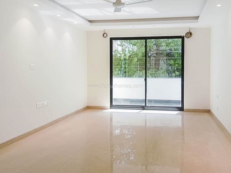 4 BHK Duplex For Rent in Vasant Vihar