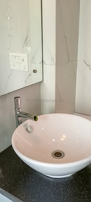3 BHK Builder Floor For Rent in Defence Colony