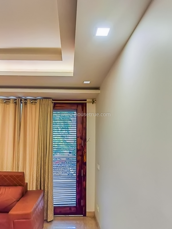 3 BHK Builder Floor For Rent in Defence Colony