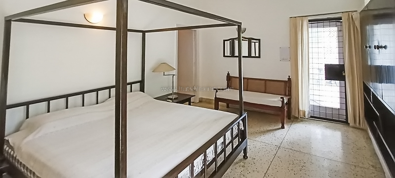2 BHK Flat For Rent in Defence Colony