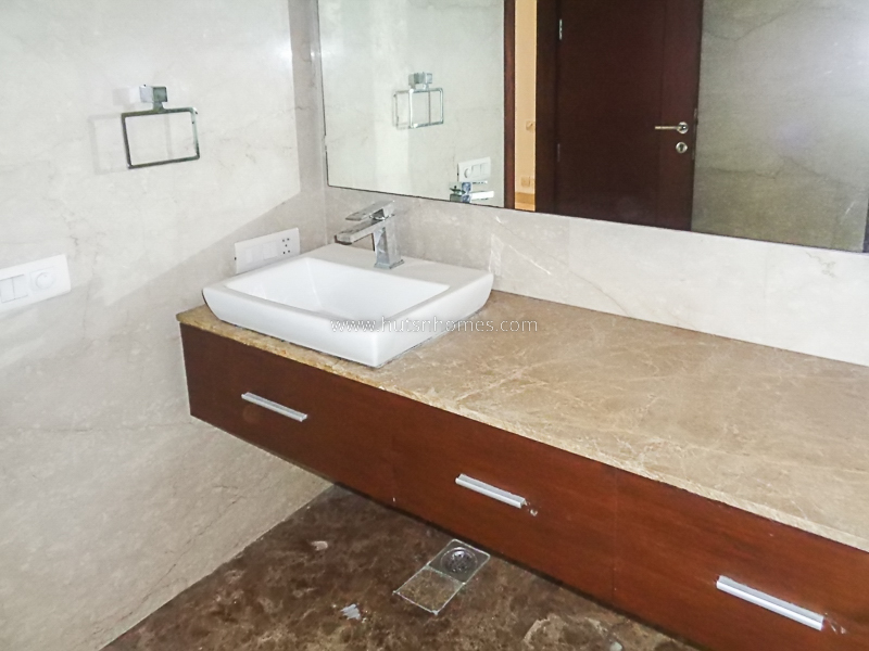 3 BHK Flat For Rent in Greater Kailash Part 1