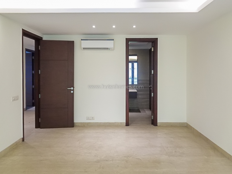 3 BHK Flat For Rent in Greater Kailash Part 1