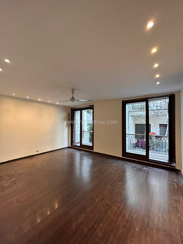 3 BHK Flat For Rent in Greater Kailash Part 1